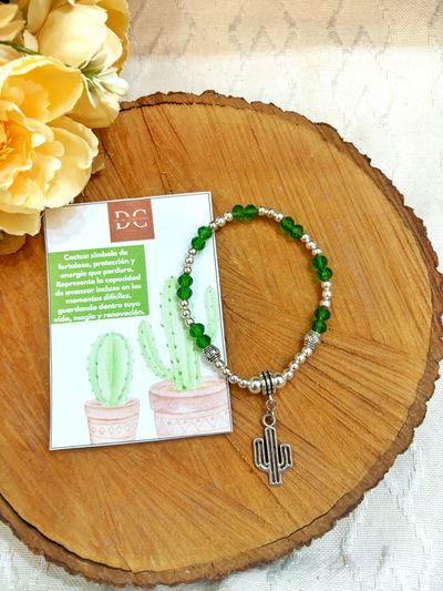 Pulsera amuletos 3