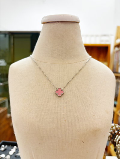 Collar rosa