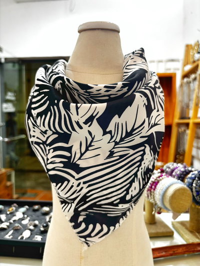 pañuelo modelo 2 tamaño 50x50