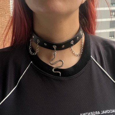 Choker serpiente