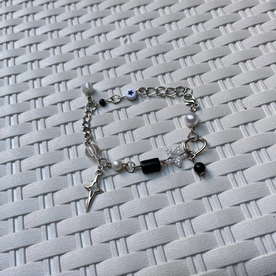 Pulsera futurist 8