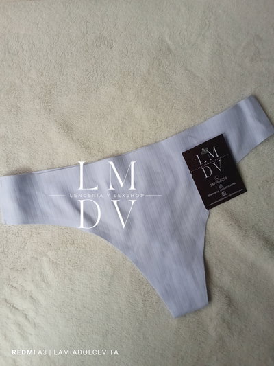 LESS SIN COSTURA ACANALADA X1