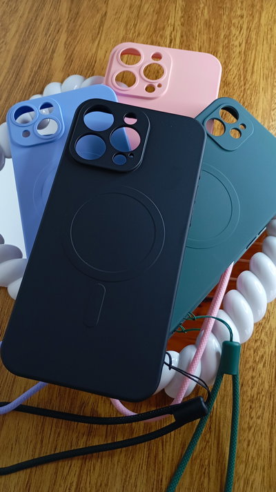 Funda Magsafe Silicon + Correa