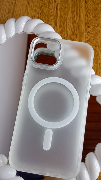 Funda White Matte