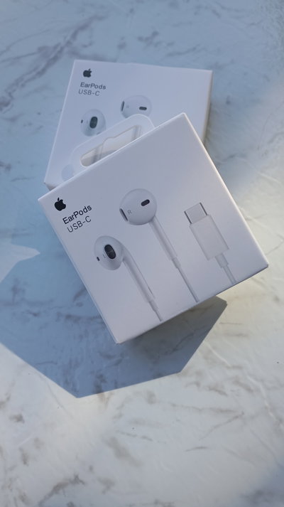 Auriculares C