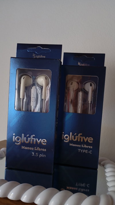 Auriculares con cable (Iglufive)