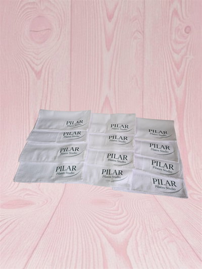 Toalla Blanca con Logo