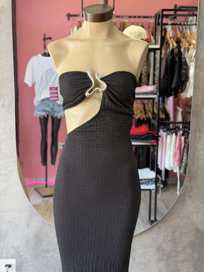 Vestido largo con detalle 