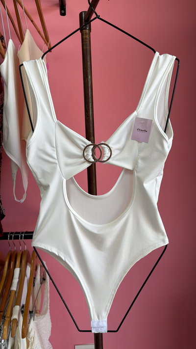 Body con detalle 