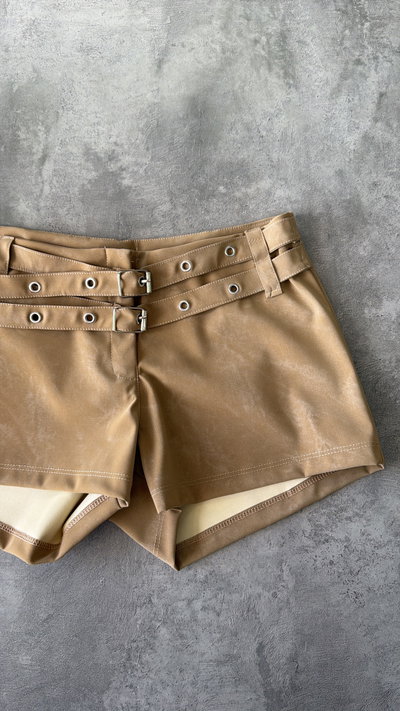 Short tiro bajo 