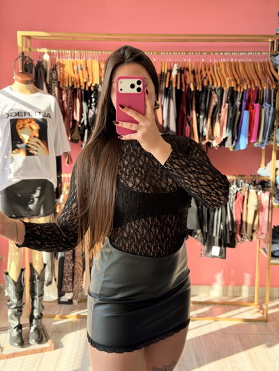 Remera encaje 
