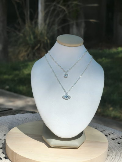 Collar Doble con Cubic y Ojo