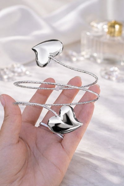 Pulsera Brazalete Espiral Corazones