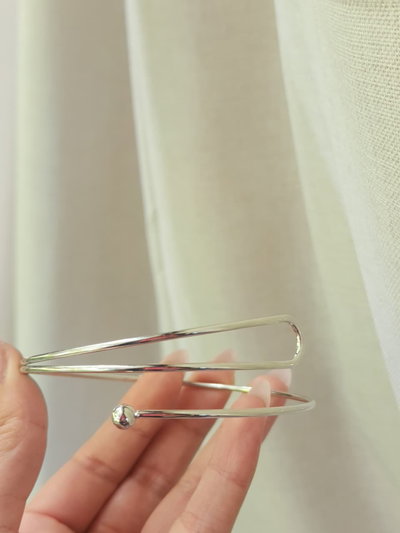 Pulsera Brazalete Gota Alargada