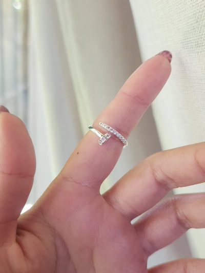 Anillo Cartier Micro Cruzado