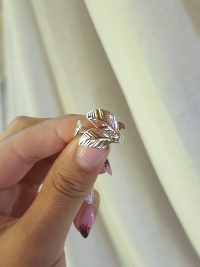 Anillo Hojas Labradas