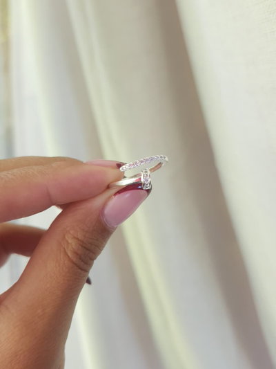 Anillo Cartier Micro Cruzado