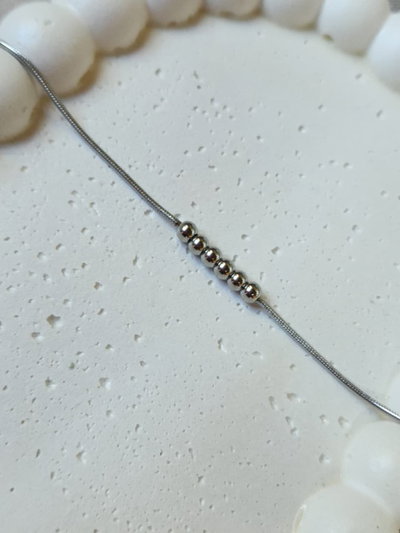 Pulsera Cola de Ratón y Bolitas