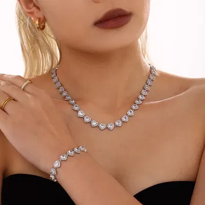 COLLAR SWAROVSKI PLATEADO