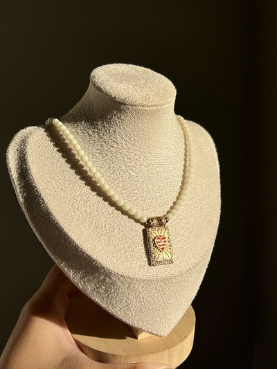 COLLAR "ALL YOU NEED IS LOVE"