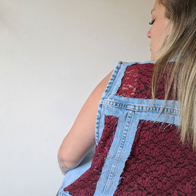 CHALECO ENCAJE BORDO FLORAL EDICIÓN #2