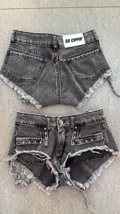 Short Tachas