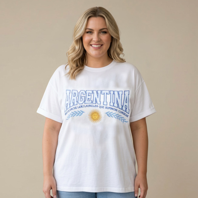 REMERA REINA PLUS ARGENTINA LAURELES 