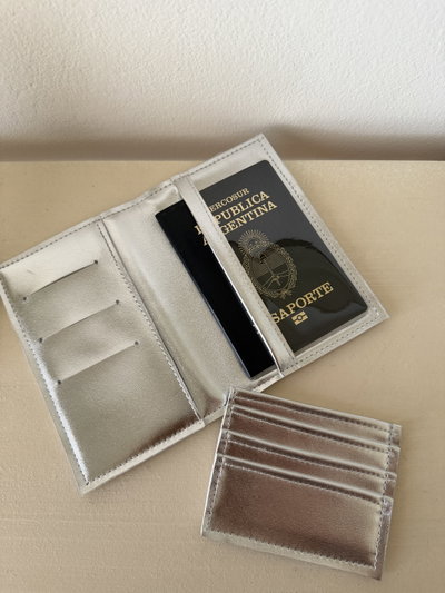 PORTA PASAPORTE