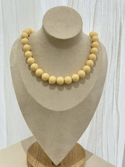 COLLAR