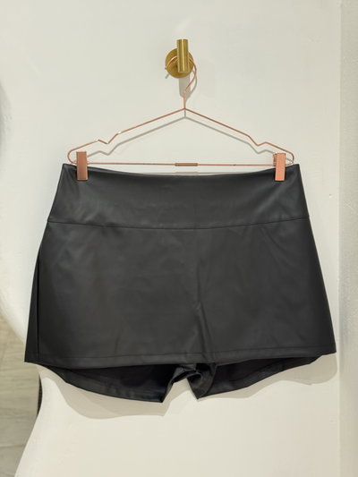 SKORT 