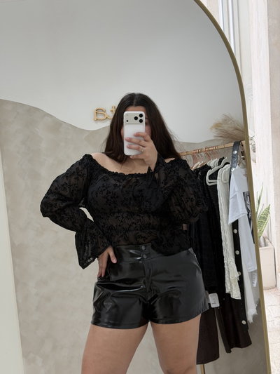 SHORT MORA 