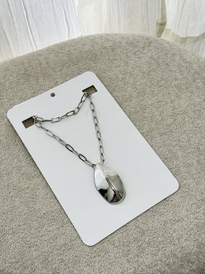 COLLAR