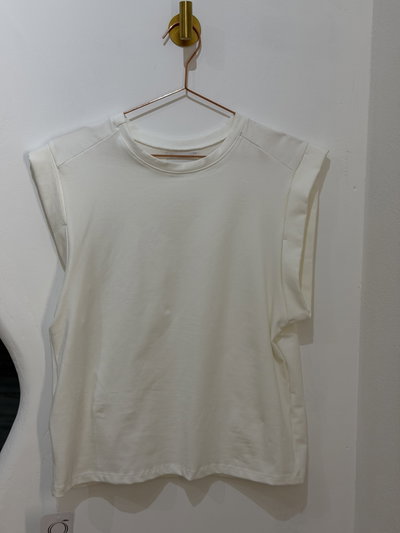 REMERA INNA