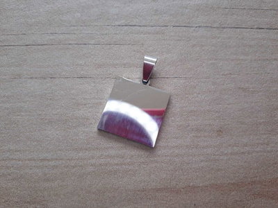 Medalla cuadrada 2.5cm premium