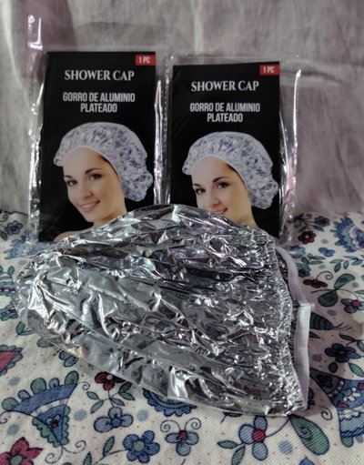 Gorro de aluminio plateado  para tintura ,baño de crema y más... 