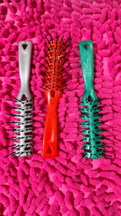 Mini cepillos de pelo