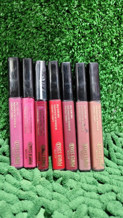 Labial Avon liquido