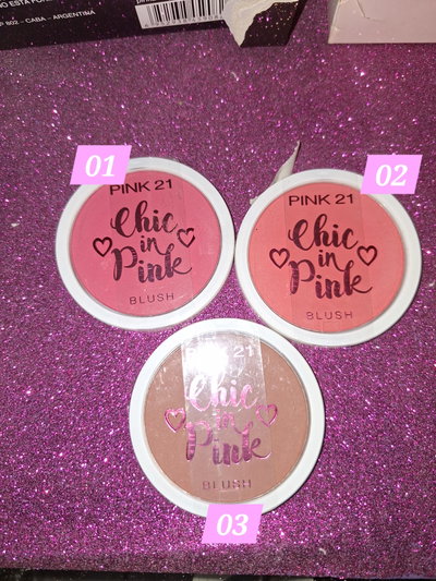 Rubor y contorno en polvo 2 en 1 Pink 21 chic in Pink 3 tonos