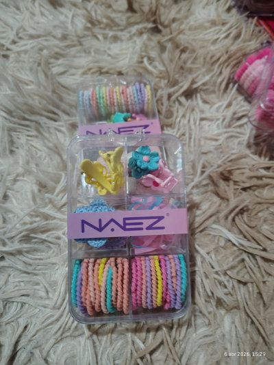 Accesorios para el pelo en cajita