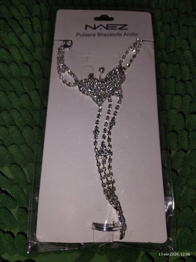 Pulsera con anillos brazalete