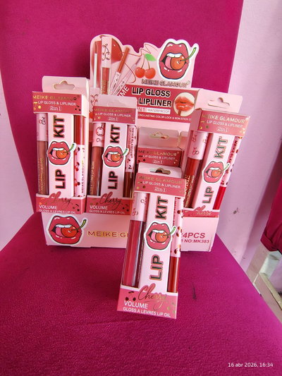 Lip Gloss & lipliner 