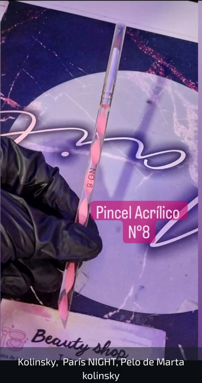 Pincel acrílico N°8