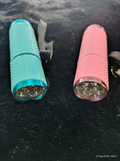 Linterna UV a bateria 