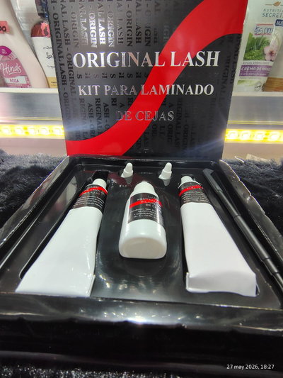 Kit para laminado de cejas