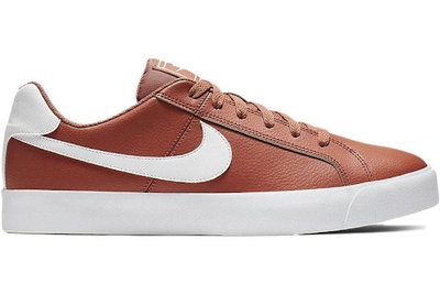 Zapatillas NIKE COURT ROYALE