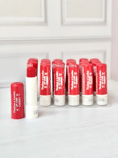 Balsamo cherry Thelma & Louise dupe Nivea