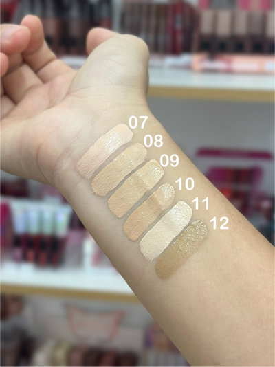 Corrector de ojeras tapa negra - TEI