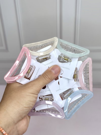 Broche medialuna colores pasteles