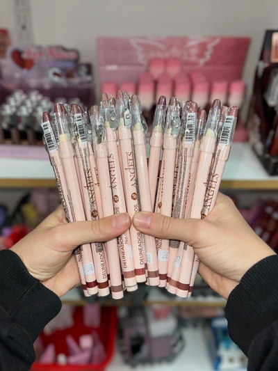 Delineador de labios con sacapuntas - 4 Angels