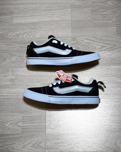 Zapatilla Vans KNU